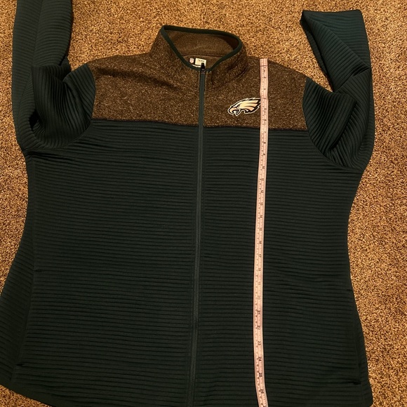 Eagles zip up fleece jacket - Picture 6 of 11